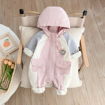 嬰兒衣服春裝女寶寶連體衣春款防風沖鋒衣洋氣爬服幼兒春季外出服鑫弘-素時衣櫥