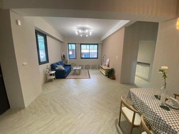 近籬仔內輕軌站【全屋翻新】瑞隆商圈1F庭院美4房｜高雄市前鎮區崗山中街