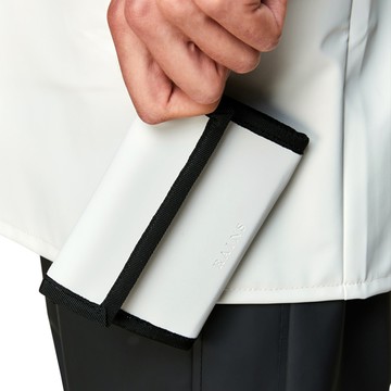 丹麥RAINS Velcro Wallet 防水摺疊短夾 - Black 黑色