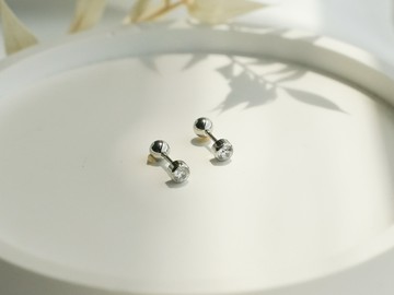 【ZUZU JEWELRY】極簡單鑽｜轉珠耳環｜醫療鋼抗過敏耳環｜生日禮物