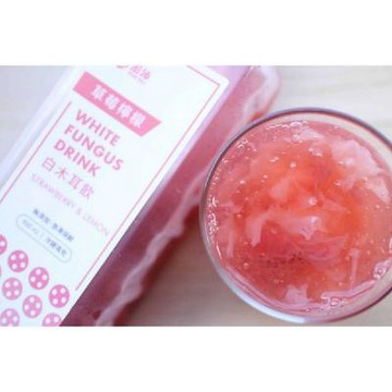 澎沛黑白木耳飲-草莓檸檬白木耳