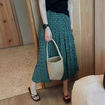 （時尚單品下裝/A字長裙）台灣出貨/專人品檢/韓版寬鬆休閒時尚女裝綠色碎花褶皺拼接半身裙春夏高腰顯瘦拼接大擺中長款A字裙