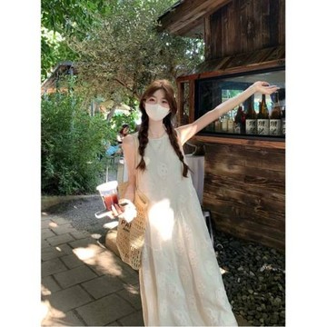 溫柔風甜美無袖繡花背心長裙女裝夏高級感別致學生寬松顯瘦連衣裙