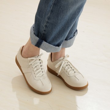 【大尺碼女鞋】【大尺碼女鞋】散步日和真皮德訓鞋(百搭寬楦/最大45)-米白