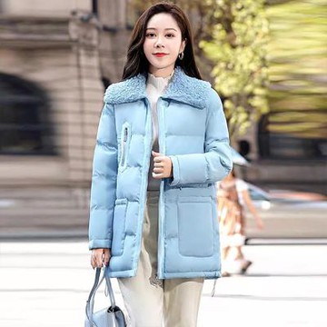 [韓國K.W.]現貨歐洲羊羔絨拼接帽保暖同級中版外套(保暖/升溫/保暖棉/連帽/中長版)