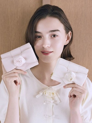 優雅玫瑰蝴蝶結拉鍊三折錢包(08001996800) - Maison de FLEUR