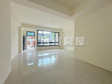 沙鹿車站全新邊間電梯透天｜台中市沙鹿區斗潭路