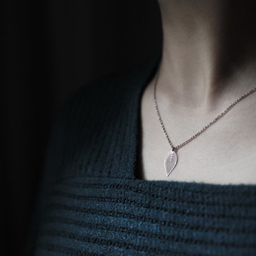 moorigin 葉項鍊 | 醫療鋼・抗過敏・可洗澡・不掉色