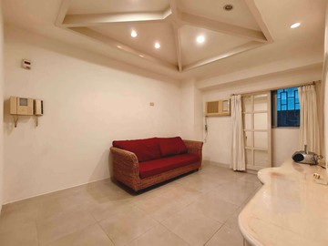 【稀有釋出】愛琴海寧靜兩房，歡迎店配，打擾屋主自負｜台北市松山區南京東路五段