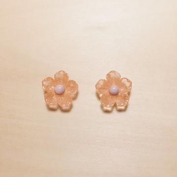 復古橘亮粉桃花耳環