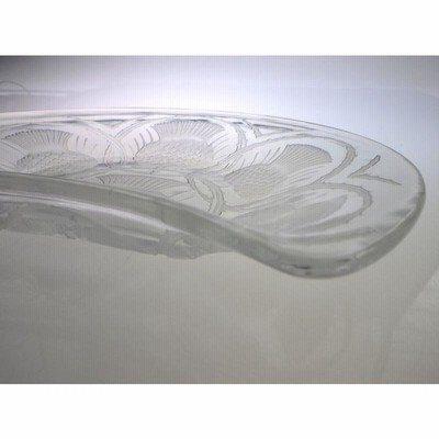 ラリック プレート ○ シスル 三日月型プレート アザミ