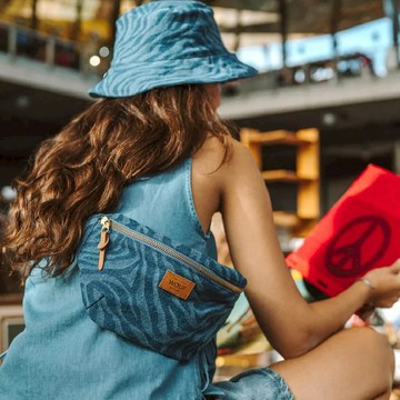 WOUF西班牙腰包 | 藍斑馬