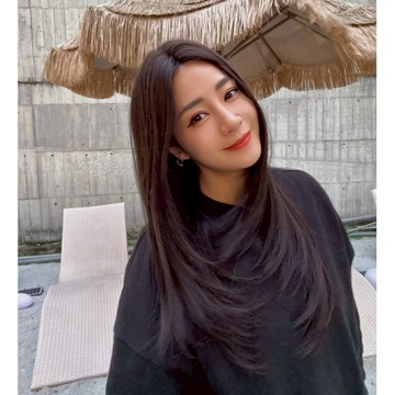 台灣現貨 魔髮樂 全頂假髮 八字劉海 羽毛剪長髮 T型加大蕾絲網 局部手織 黑茶色 CNU016︱造型假髮 整頂假髮