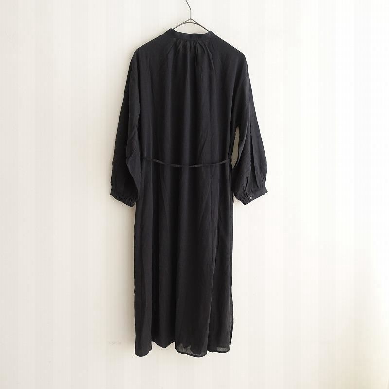 tumugu ツムグギャザーロングワンピース ブラック　バンドカラー　黒　透け感 ピンタックギャザーロングワンピース(XS BLACK): BLENHEIM公式