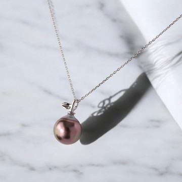 黑珍珠與K10WG吊墜 宛如蘋果般可愛 簡約設計吊墜