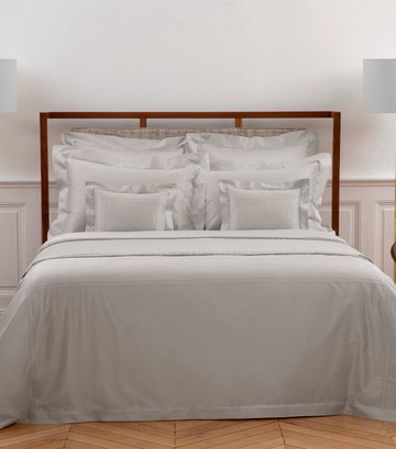Yves Delorme Couture Cotton Adagio Emperor Flat Sheet