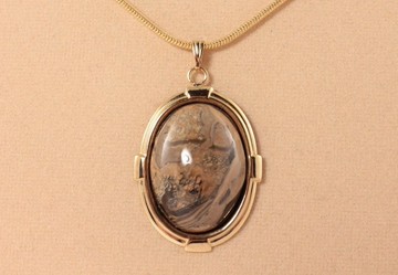 Sengilite Simbircite 項鍊 駝色系石材 橢圓墜飾 項鍊 飾品