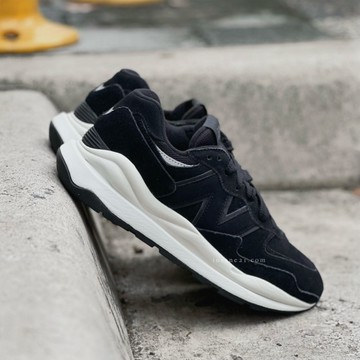 NEW BALANCE 5740 黑白麂皮 休閒鞋 M5740RW1