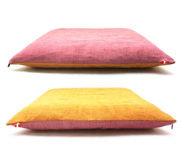 架子和洋蔥皮植物染色阿蘇素色靠墊 S 尺寸 35 公分見方