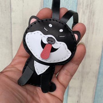 療癒小物 黑/白色 可愛 柴犬狗 純手工縫製 皮革 吊飾 小尺寸