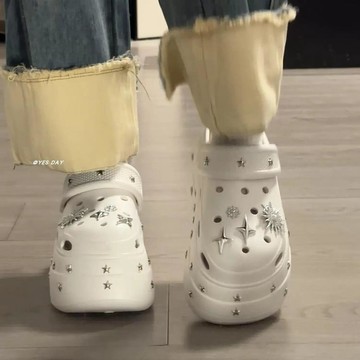 現款免運 洞洞鞋 增高洞洞鞋 厚底洞洞鞋 鉚釘星星時尚設計感增高厚底洞洞鞋夏季新款舒適防滑包頭拖女U
