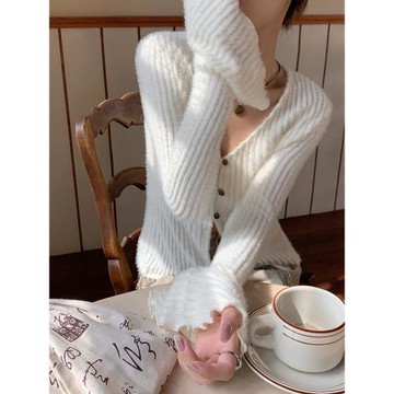 界相【余白】2026春季純色V領短款長袖開衫針織衫毛衣外套上衣女