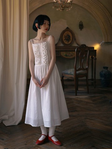 白色 柔霧花園吊帶洋裝 復古風琴刺繡細肩帶連身長裙