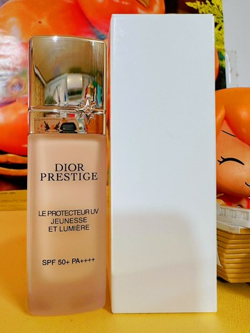 迪奧 精萃再生光燦全效BB霜30ML色號：#00 潤色防曬BB霜 全新台灣百貨專櫃正貨 白盒裝 2027.11