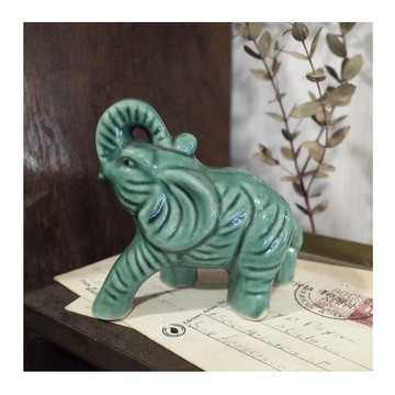 老件.綠色大象陶瓷擺件.小裝飾品.日系風格陳列道具