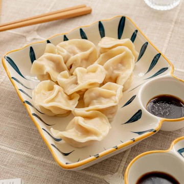 日式風格餃子盤