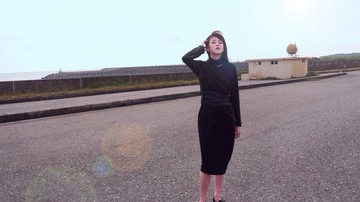 Janine 束帶棉質黑洋裝