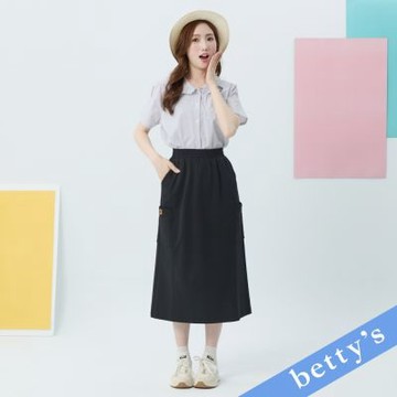 betty’s貝蒂思　素面雙邊口袋A字休閒裙(黑色)