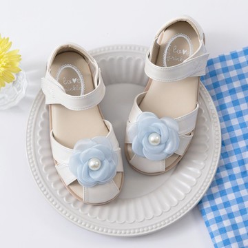 Thea 藍花珍珠白涼鞋