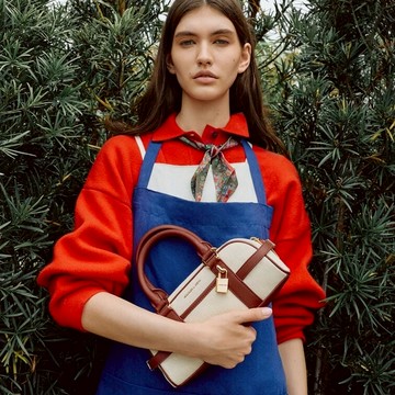 【CHARLES & KEITH】Scottie 帆布保齡球包