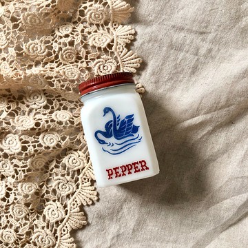 Vintage 60-70s 美國牛奶玻璃胡椒罐 天鵝圖案