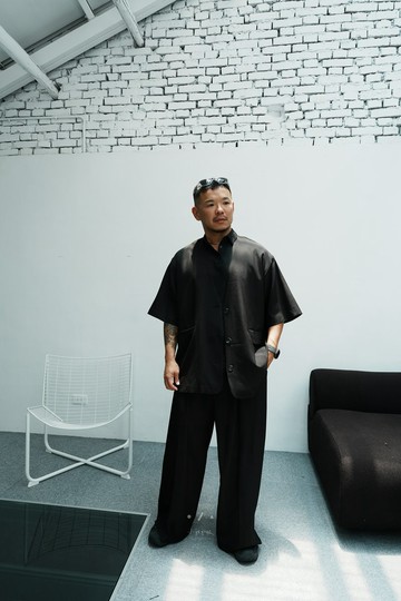 大V剪裁西裝套裝 外套 西裝褲 可拆售- 2色 - 黑