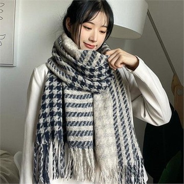 2021新款韓版ins格圍巾女冬明星白百合同款百搭保暖網紅加厚圍脖