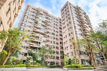 ⭐敦北翠苑三房+車位⭐️~住商林宜霏｜台北市松山區敦化北路