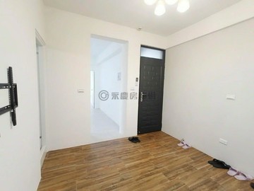 程心推薦~鼎山.大昌雙商圈翻新二樓二室立｜高雄市三民區大昌一路