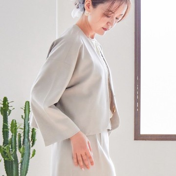 溫柔如開襟衫般的夾克 | 灰米色
