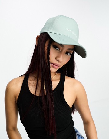 Boardmans embroidered slogan cap in sage green