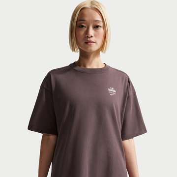 Nike Sportswear Women's Oversized Short-Sleeve T-Shirt