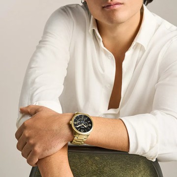 【FOSSIL】限時9折↘Flynn 經典雅士羅馬數字三眼手錶 金色不鏽鋼錶帶 48 MM BQM7136