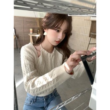 別致假兩件麻花毛衣女小個子秋冬2022新款心機鏤空針織衫短款上衣