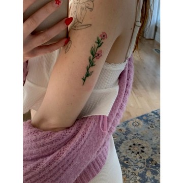 「短暫而美好的愛情」罌粟 花語 紋身貼紙 微刺青 小清新 小紅書同款 花語 抖音同款 超美 可愛 紋身貼 性感