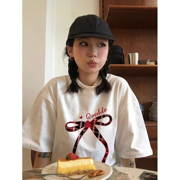 美式復古 純棉白色短袖t卹女夏季寬鬆設計感圓領蝴蝶結印花上衣潮印花T恤 t恤 短袖上衣 美式短袖 白色上衣 設計感