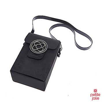 Petite Jolie--經典徽章掀蓋相機包-黑色