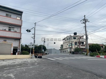 開心農場有水有電/買地送屋臨五米路/行情價格｜彰化縣永靖鄉湳墘段