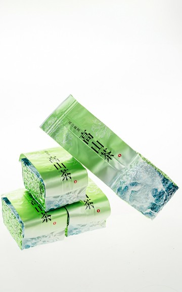 台灣伴手禮 高山烏龍茶 武界茶、武界老茶  150 g 、300 g、450 g、600 g   (台灣正統) <==【直送日本】