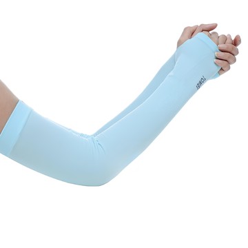 紫外線對策接觸冷感速降5度C防曬涼爽成人指孔袖套 日本原裝  淺藍色  42cm  1雙